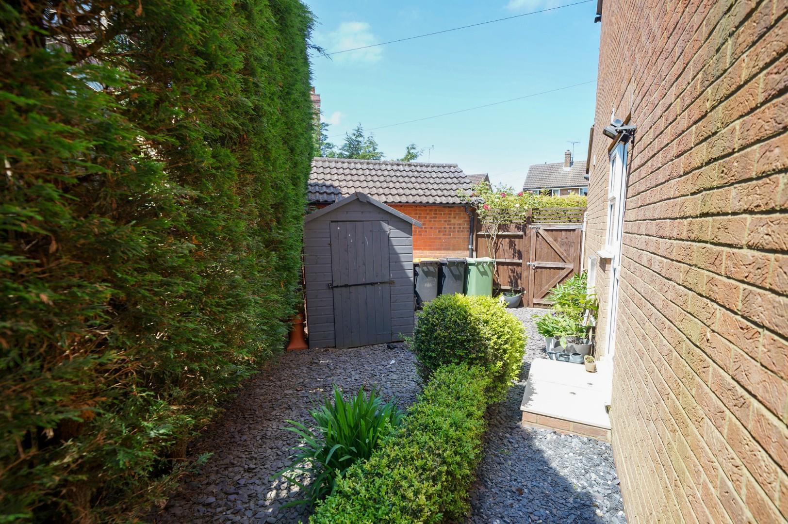sheepcote-crescent-leighton-buzzard-quarters-estate-agents